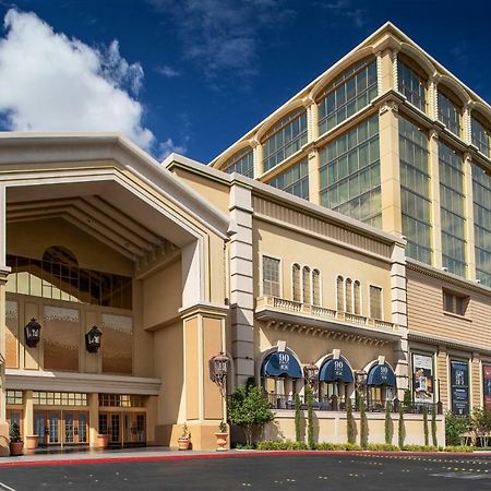Suncoast Hotel And Casino Las Vegas Exterior photo
