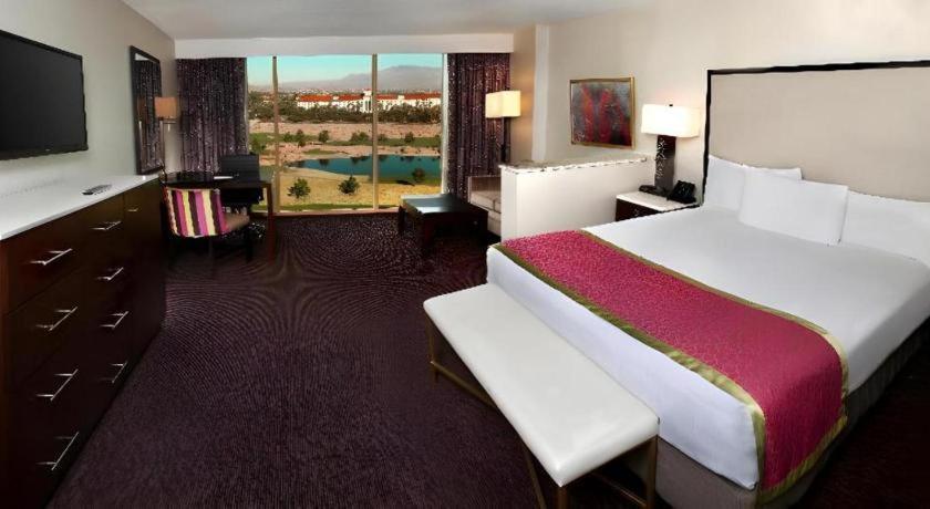 Suncoast Hotel And Casino Las Vegas Exterior photo